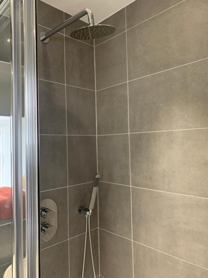 לונדון Riverside Rooms And Apartments מראה חיצוני תמונה