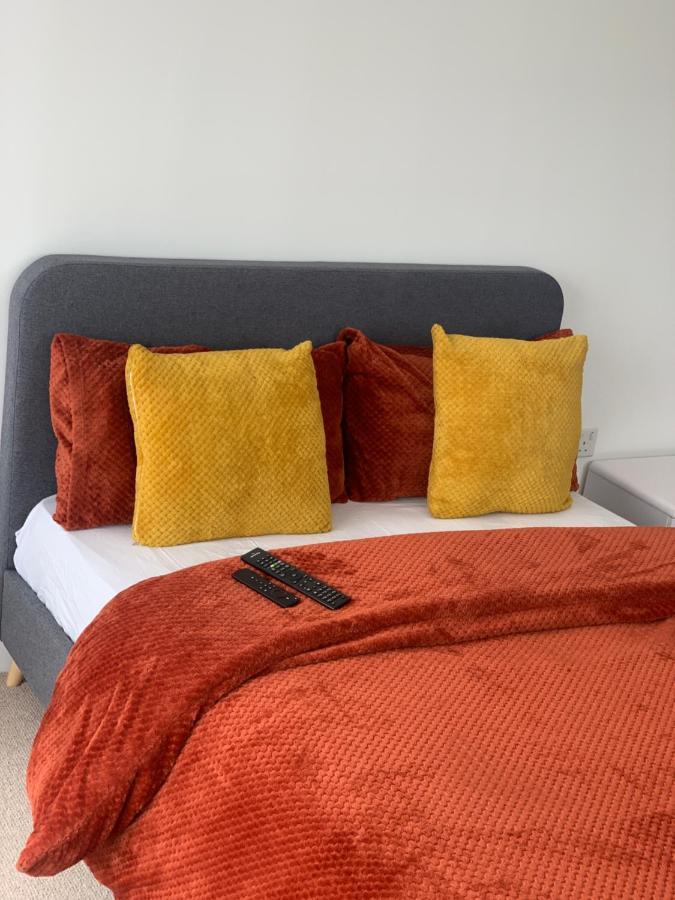 לונדון Riverside Rooms And Apartments מראה חיצוני תמונה