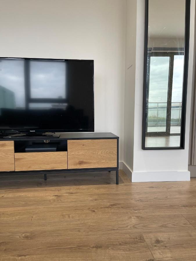 לונדון Riverside Rooms And Apartments מראה חיצוני תמונה