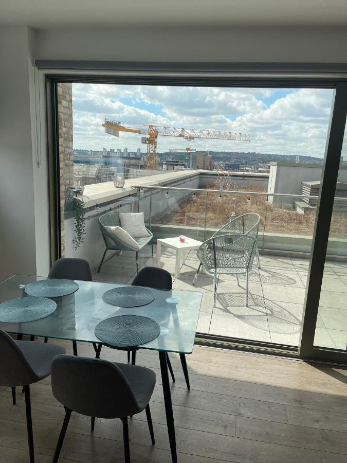 לונדון Riverside Rooms And Apartments מראה חיצוני תמונה
